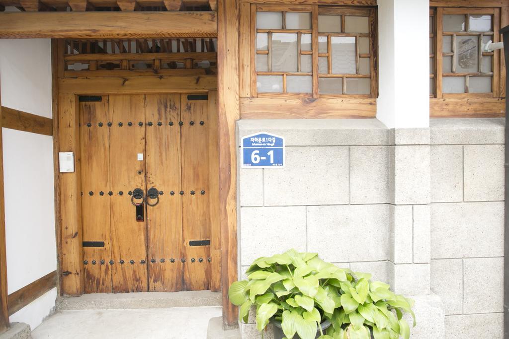 Nuri Hanok Guesthouse سيول المظهر الخارجي الصورة