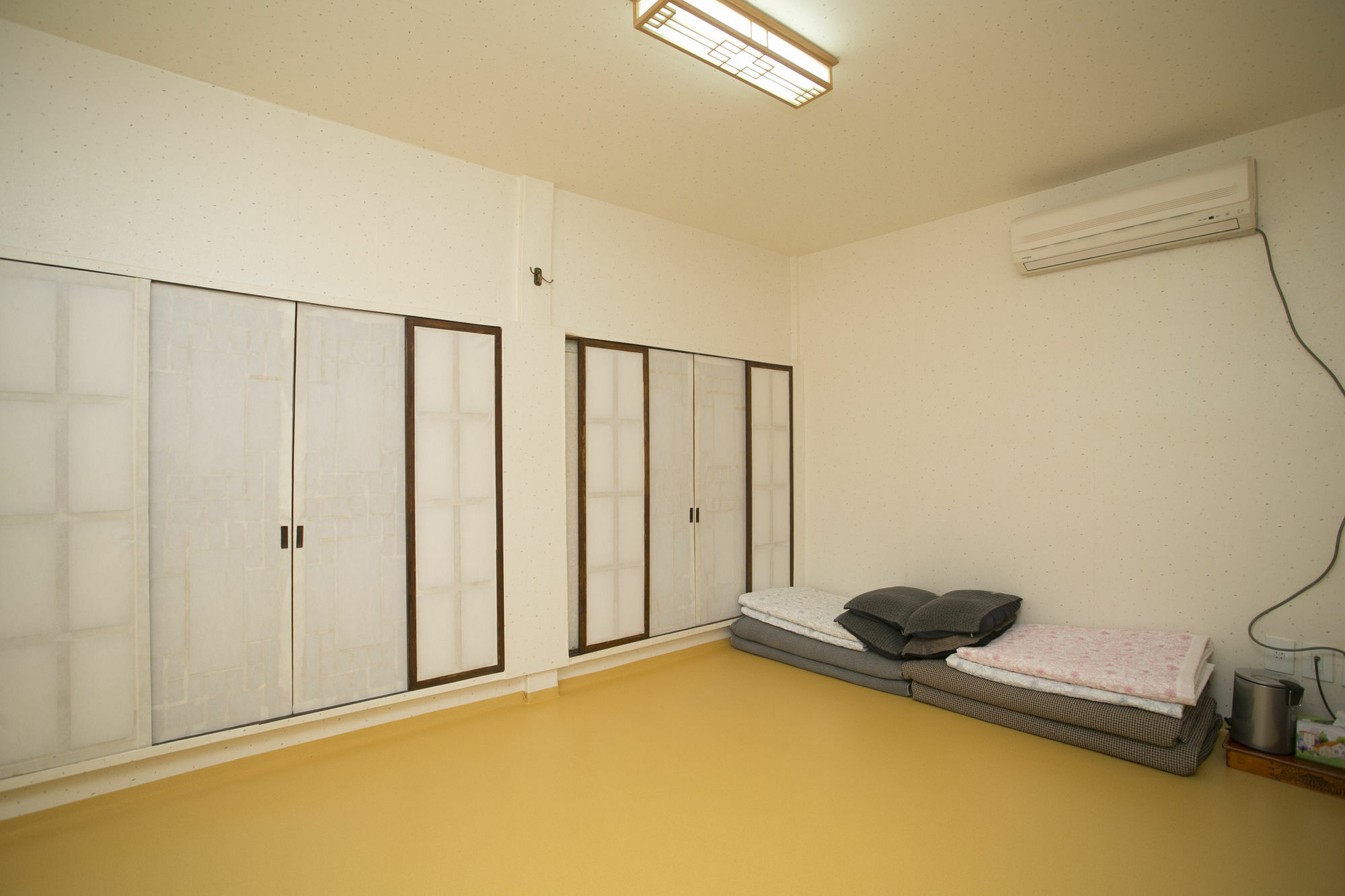 Nuri Hanok Guesthouse سيول المظهر الخارجي الصورة