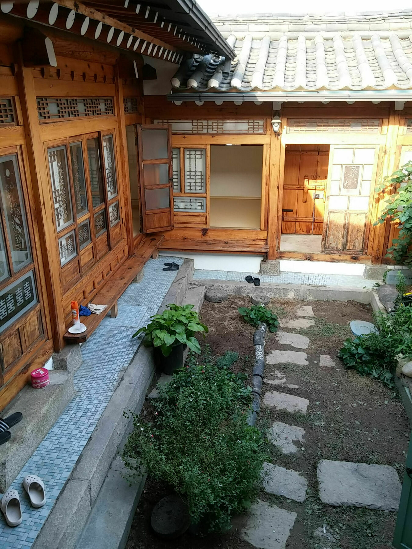 Nuri Hanok Guesthouse سيول المظهر الخارجي الصورة