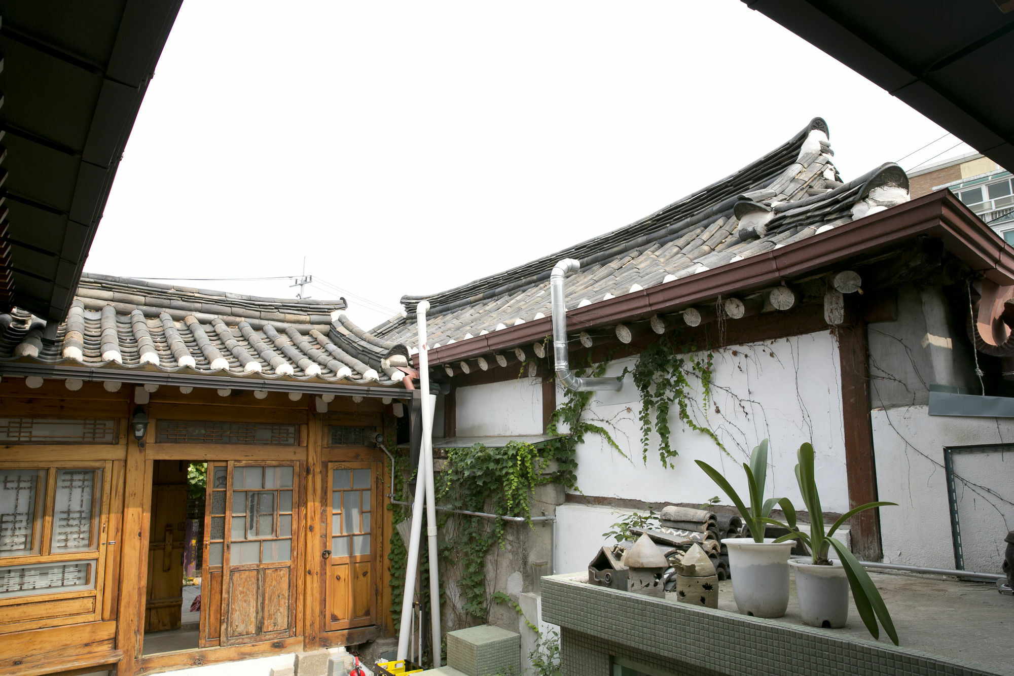 Nuri Hanok Guesthouse سيول المظهر الخارجي الصورة
